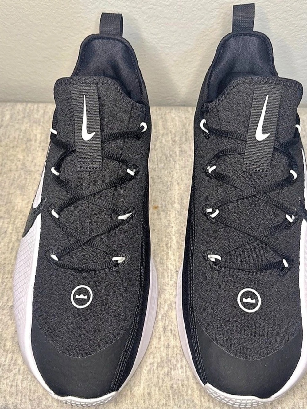 Nike LeBron Witness 8 Athletic Shoes Black & White US 12